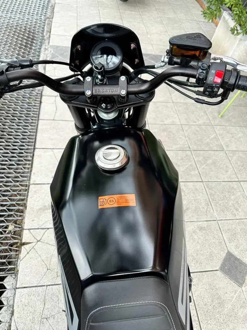 Brixton Motorcycles Crossfire 500 X (2021 - 26) (11)