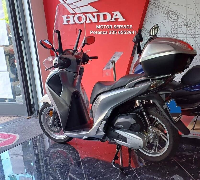 Honda SH 150 i (2017 - 19) (4)