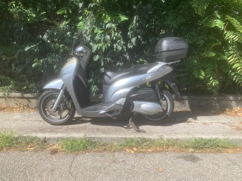 Honda SH 300 i (2006 - 10) (3)