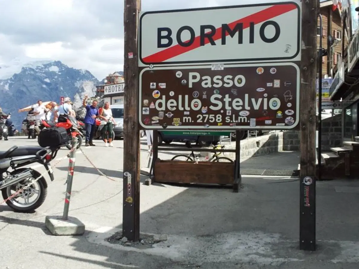 Tre passi fra Italia e Svizzera (3)
