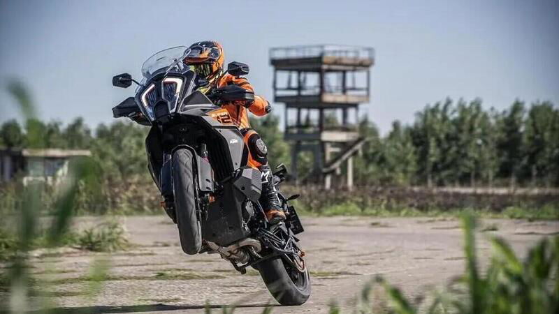 Una terza versione della KTM 1290 Super Adventure?