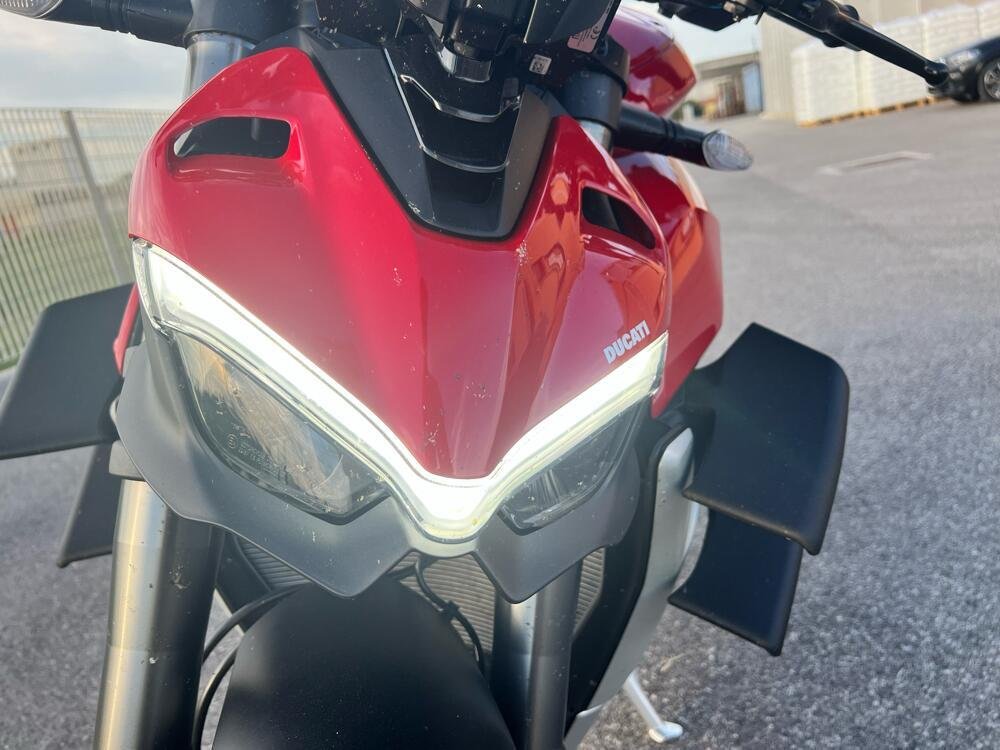 Ducati Streetfighter V4 1100 (2021 - 22) (5)