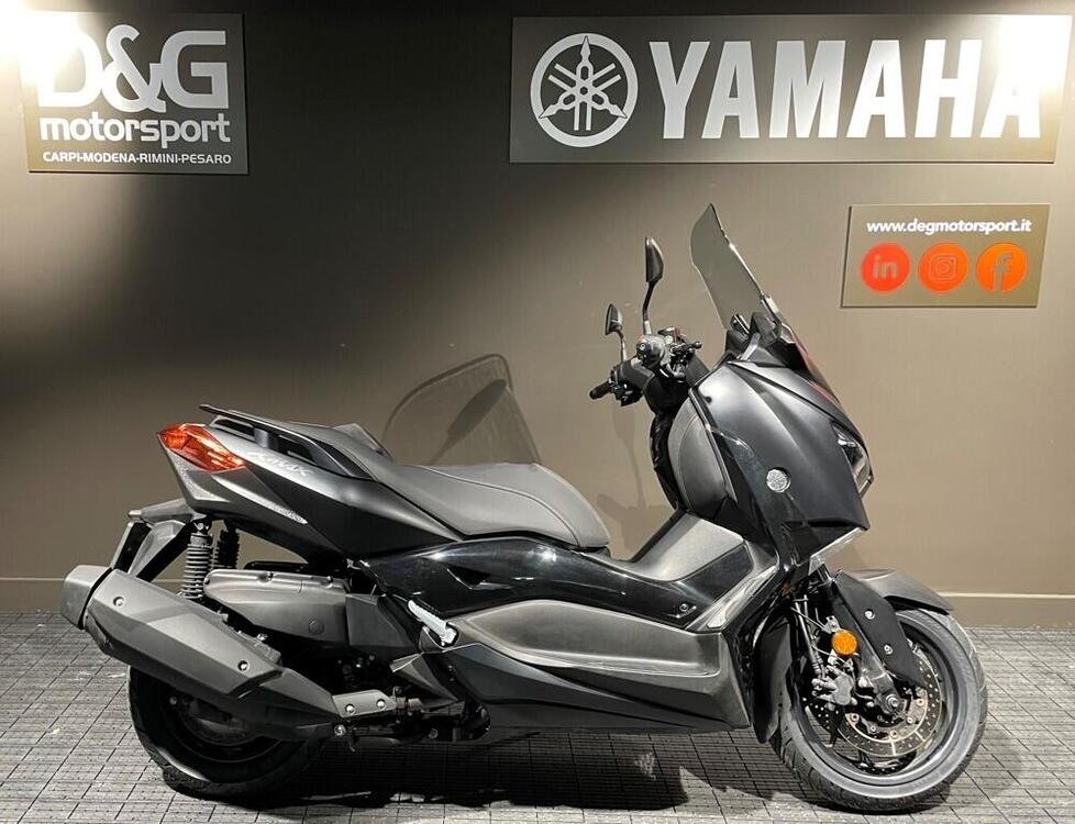 Yamaha X-Max 400 Iron Max ABS (2016) (5)