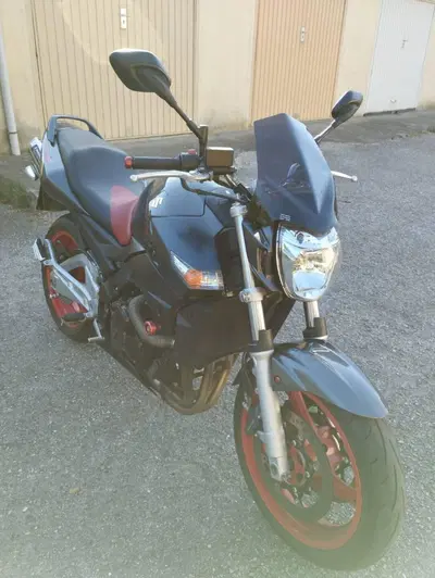 Suzuki GSR 600 (2006 - 11) usata