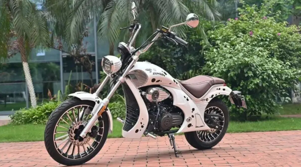Un chopper da 1.300 euro: in Cina ci sono riusciti. Si chiama Zongshen Yomi 125 (11)