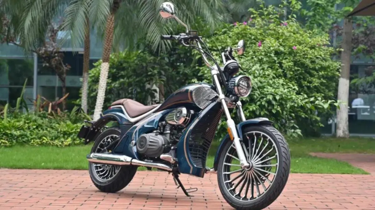 Un chopper da 1.300 euro: in Cina ci sono riusciti. Si chiama Zongshen Yomi 125