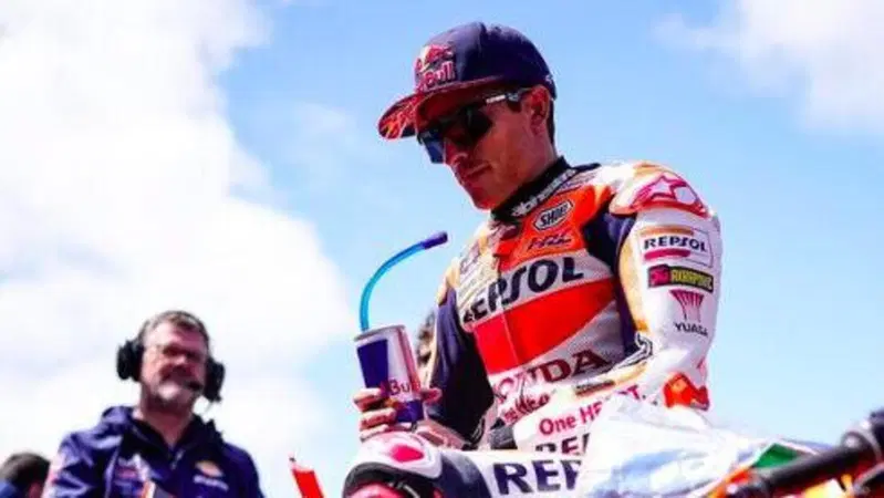 [VIDEO] MotoGP 2023. Marc Marquez arriva in Austria e spara la previsione: "KTM sar&agrave; la prima fabbrica in MotoGP molto presto"