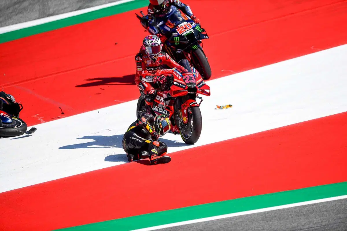 MotoGP 2023. GP Austria. Jorge Martin al centro delle polemiche tra lacrime, penalizzazioni tardive e auto-assoluzione: 'Non è stata colpa mia' [GALLERY] (12)