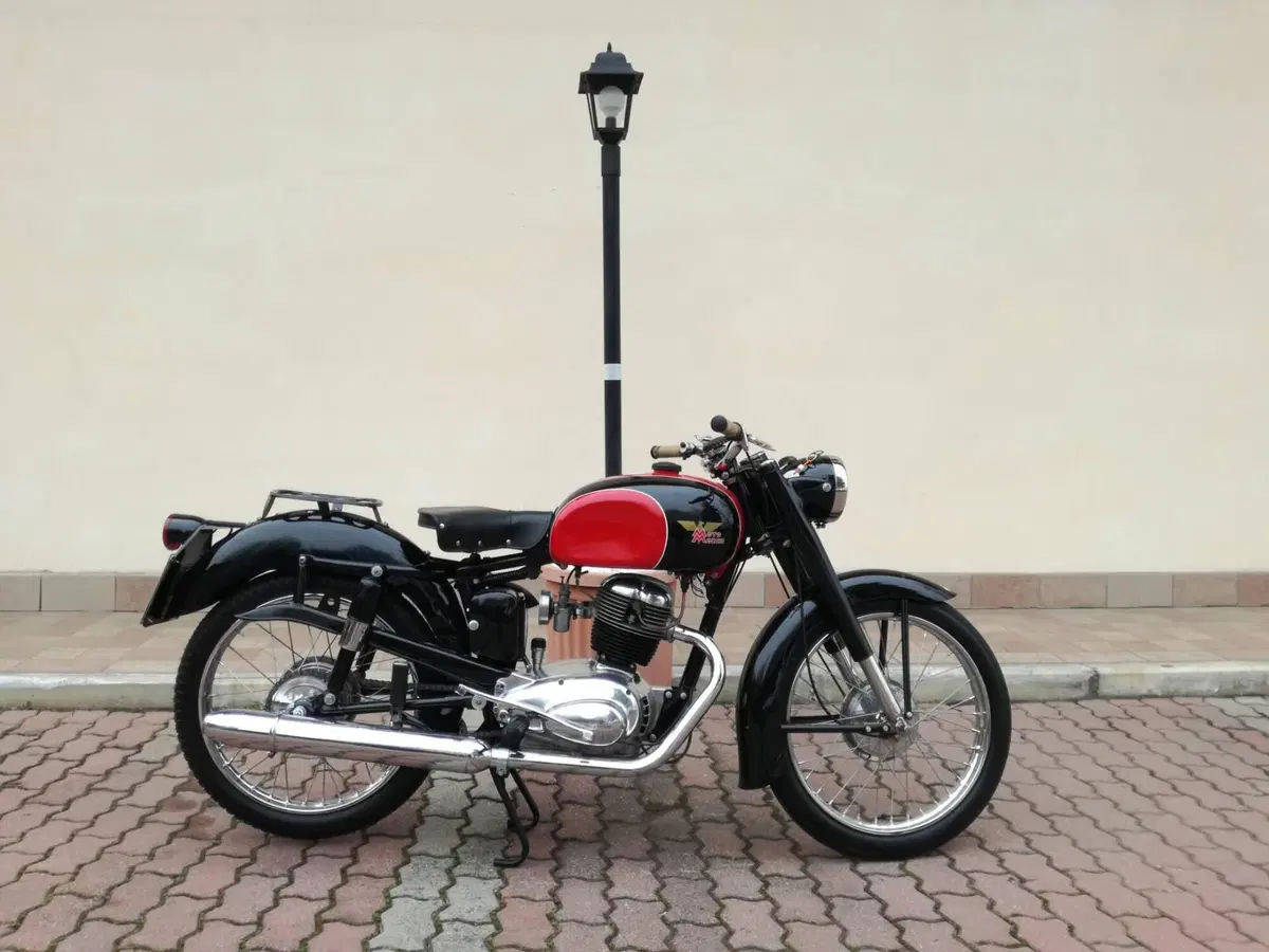Moto Morini 175 TURISMO PRIMA SERIE