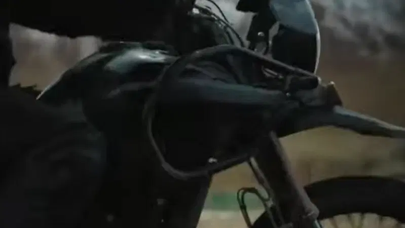 Royal Enfield Himalayan 450: c'&egrave; una data (e una location)?