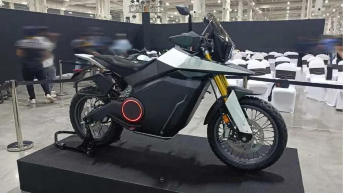 Ola Electric si dà alle moto! Quanto dovremmo prenderla sul serio?   (2)