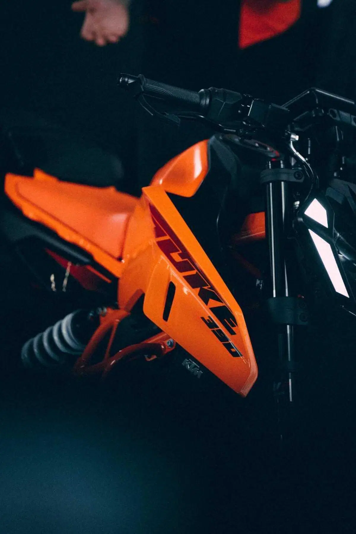 KTM presenta la 390 Duke 2024. Cambia, in tutto [VIDEO & GALLERY] (6)