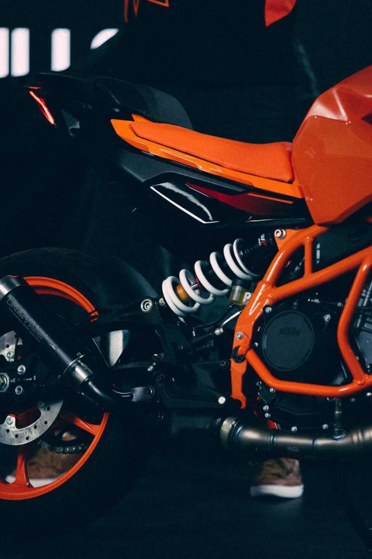 KTM presenta la 390 Duke 2024. Cambia, in tutto [VIDEO & GALLERY] (9)