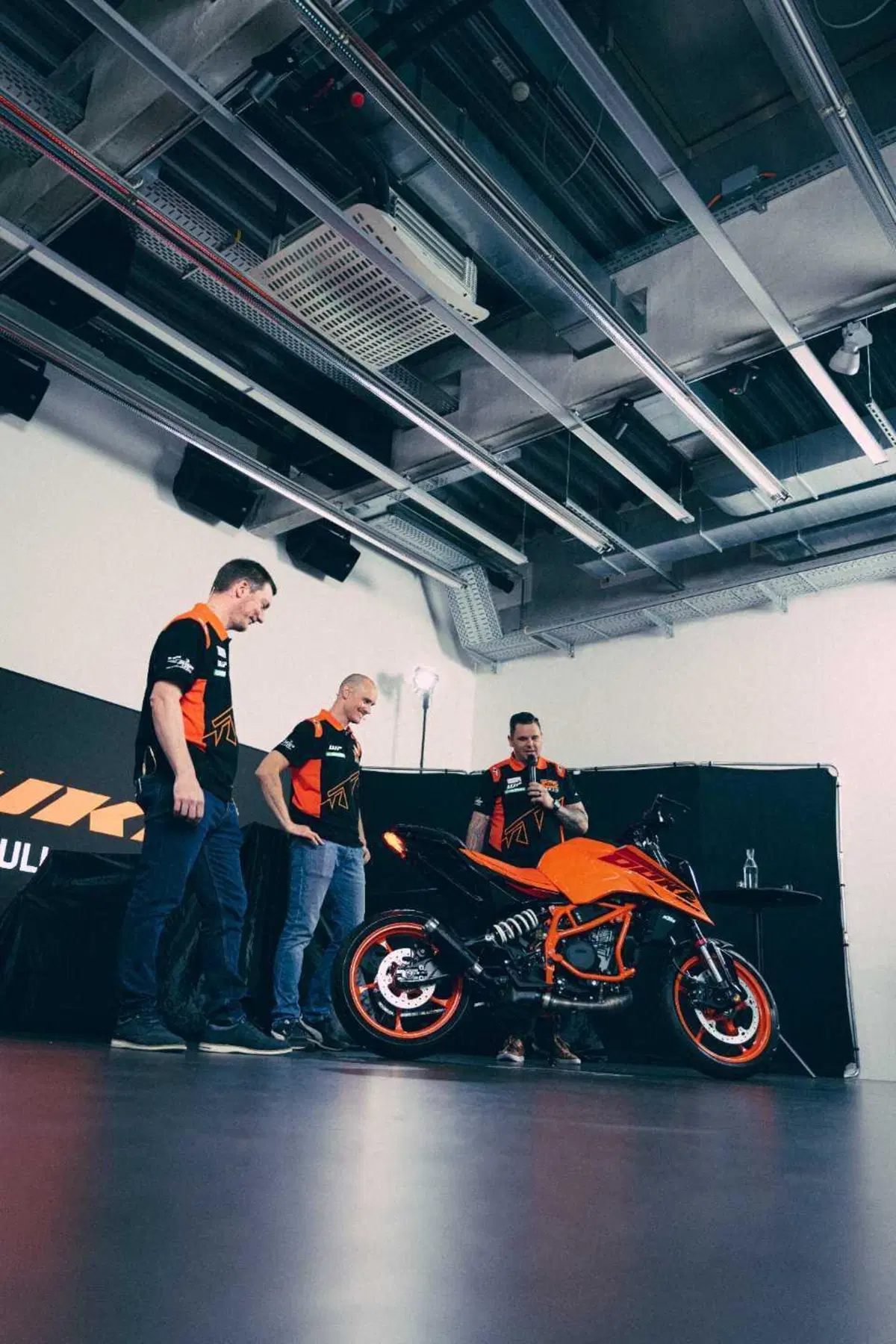 KTM presenta la 390 Duke 2024. Cambia, in tutto [VIDEO & GALLERY] (14)
