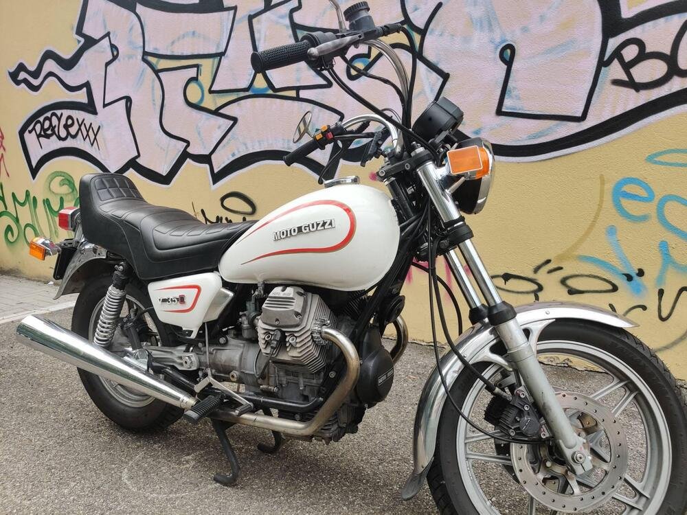 Moto Guzzi V 35c (2)