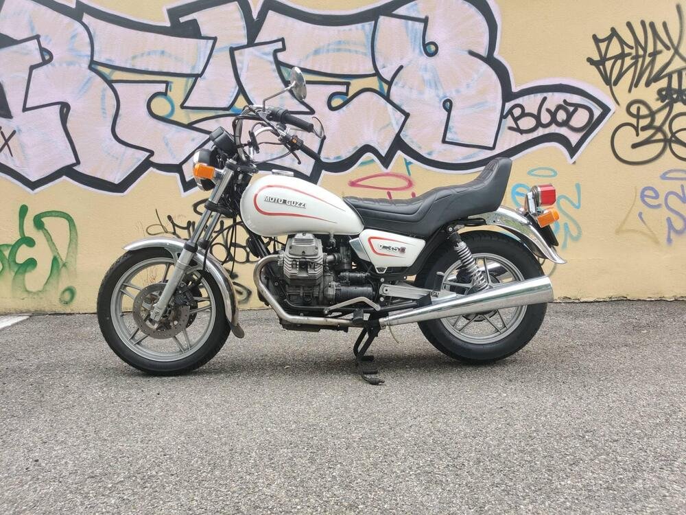 Moto Guzzi V 35c (5)