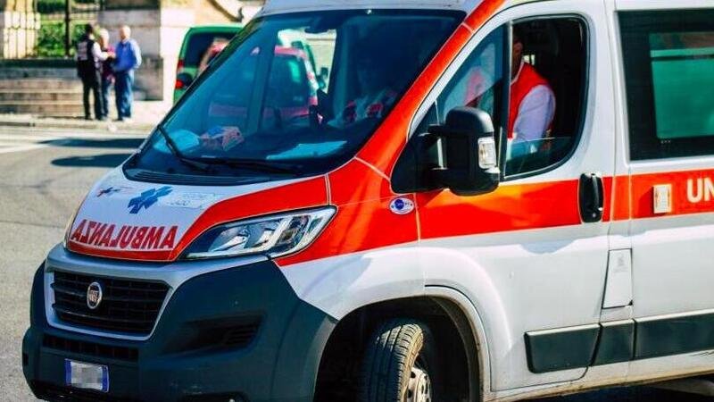 Incidente fatale ad Alessano. Finisce con lo scooter contro un mezzo della nettezza urbana