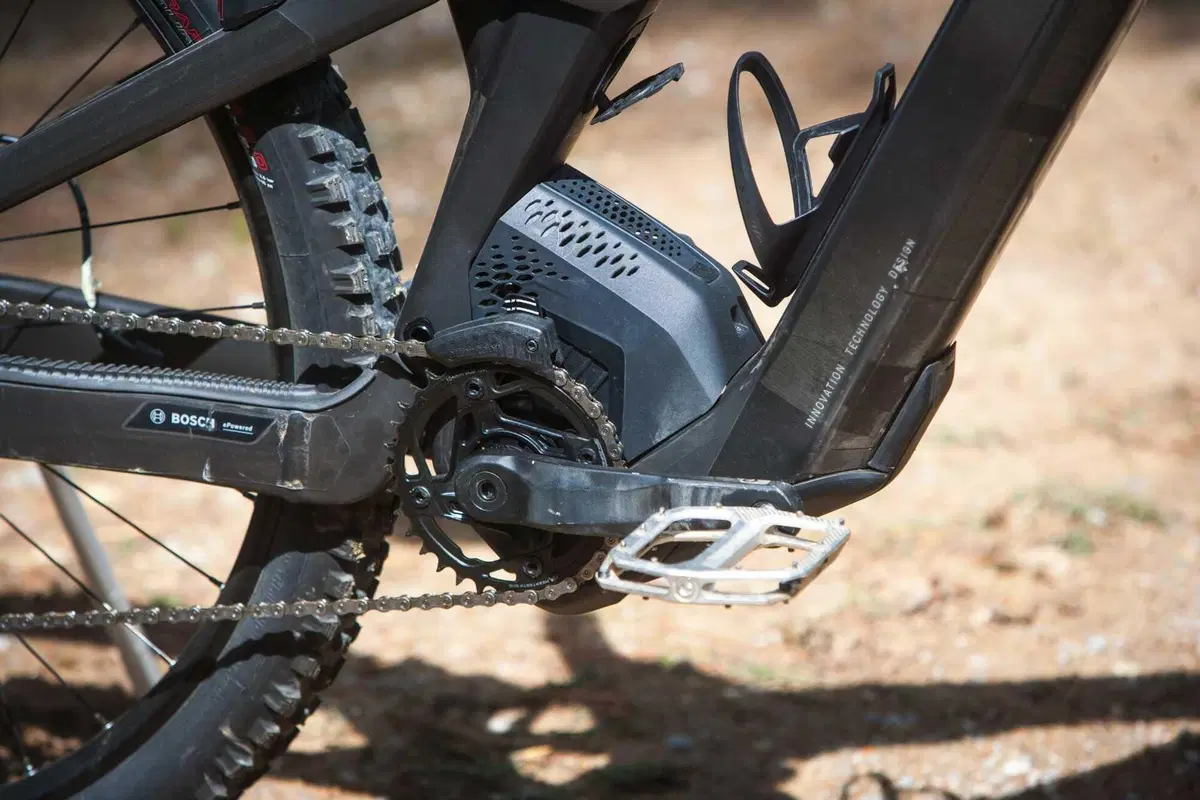 Elettrica e full ma non si vede! Prova della e-mtb piu integrata sul mercato [VIDEO e GALLERY] (5)
