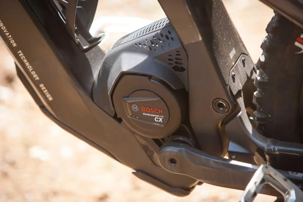 Elettrica e full ma non si vede! Prova della e-mtb piu integrata sul mercato [VIDEO e GALLERY] (23)