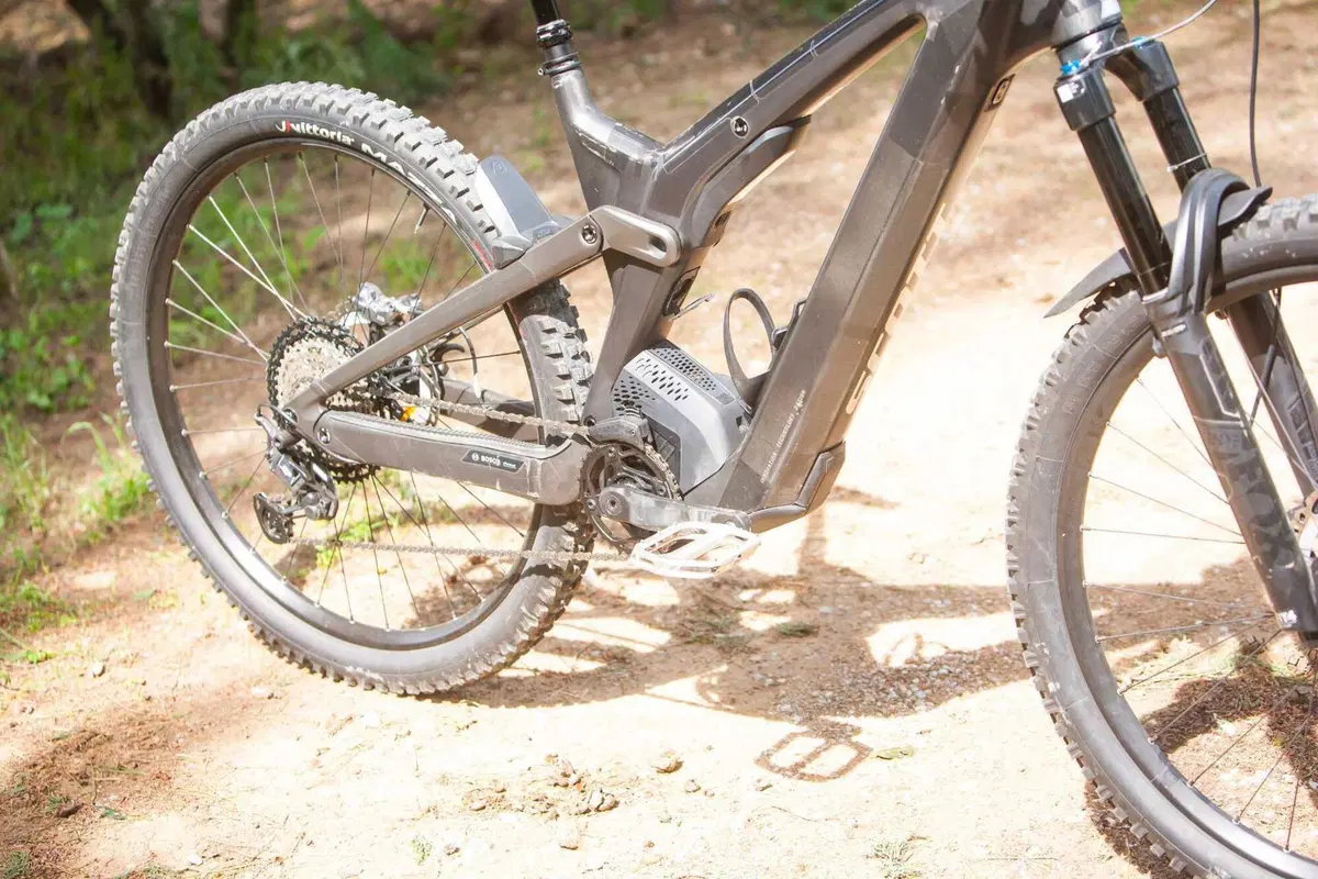 Elettrica e full ma non si vede! Prova della e-mtb piu integrata sul mercato [VIDEO e GALLERY] (26)