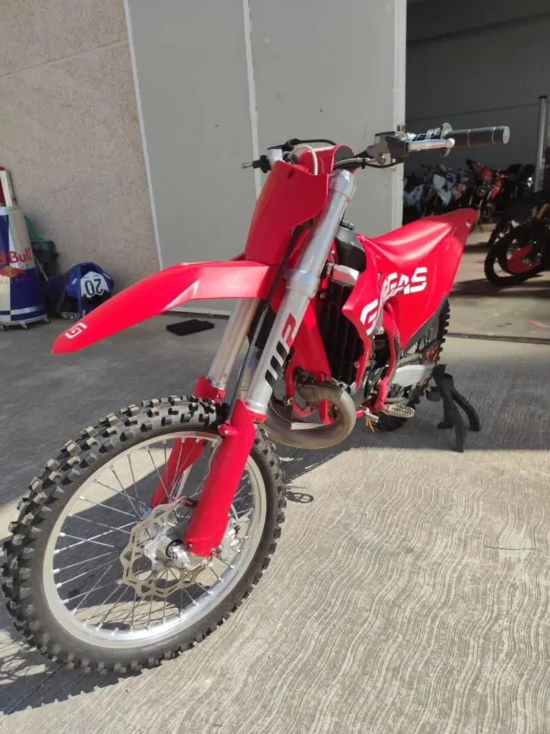GASGAS MC 250 (2023) (6)