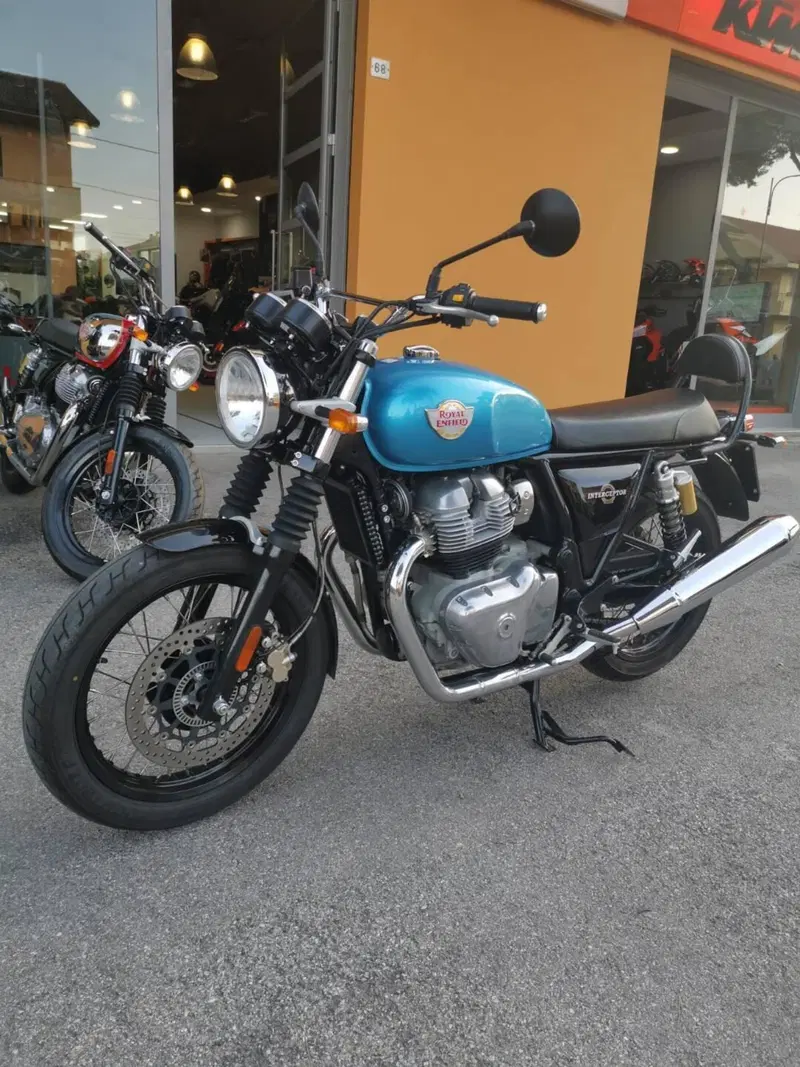 Royal Enfield Interceptor 650 (2021 - 26) (2)