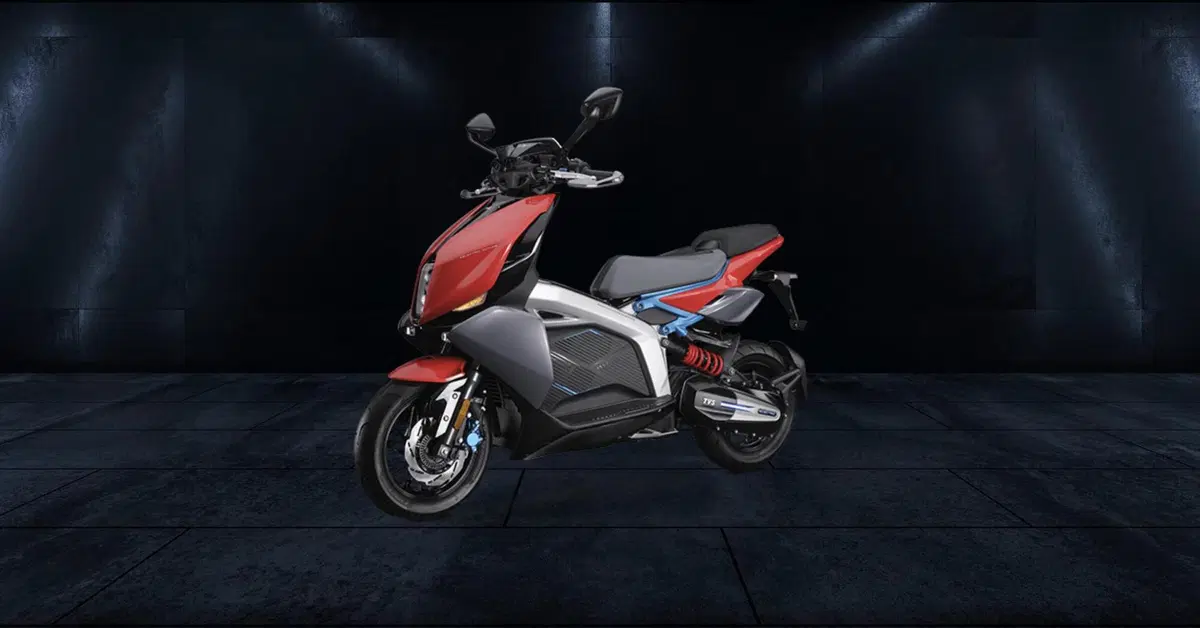 TVS come Elon Musk: il nuovo scooter elettrico si chiama X
