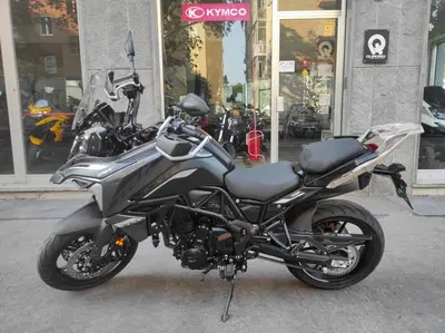 Benelli TRK 702 (2026) nuova