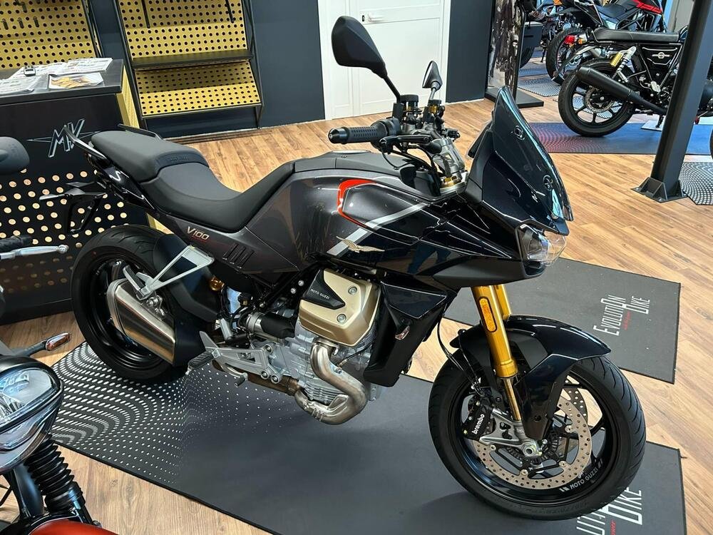 Moto Guzzi V100 Mandello S (2023 - 24)