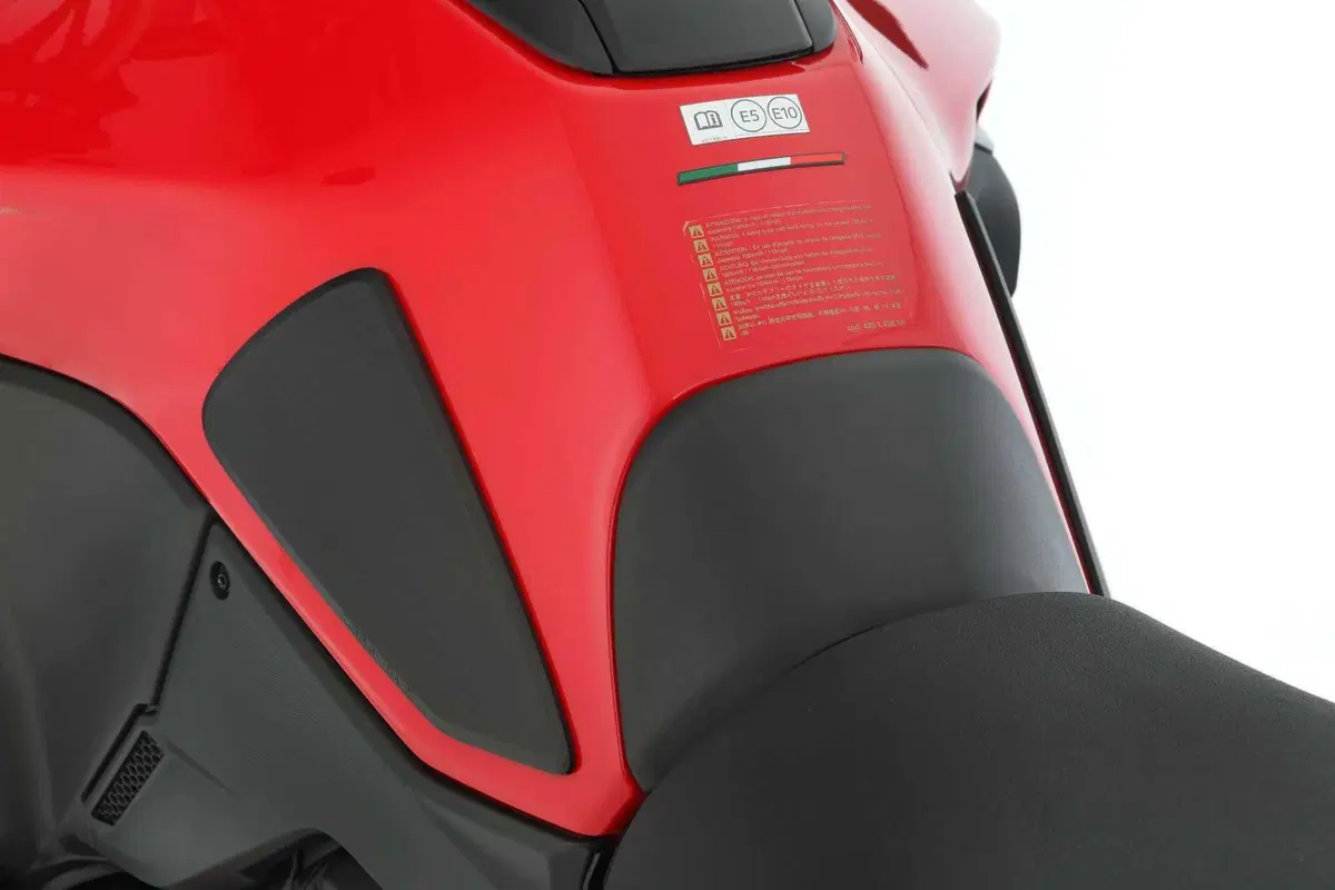 Wunderlich: tamponi protezione serbatoio per Ducati Multistrada V4 e V4 S (3)