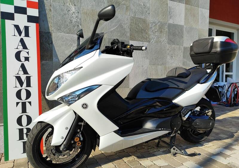 Yamaha T-Max 500 White Max (2010 - 11), prezzo e scheda tecnica 