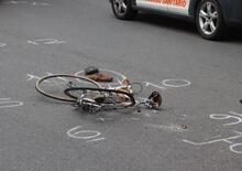 Milano. Incidente mortale in Porta Romana: camion travolge ciclista 28enne