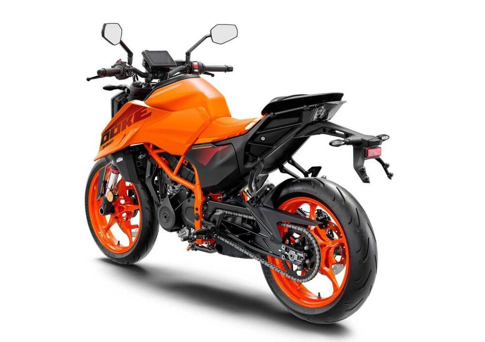 KTM 390 Duke (2024) (4)