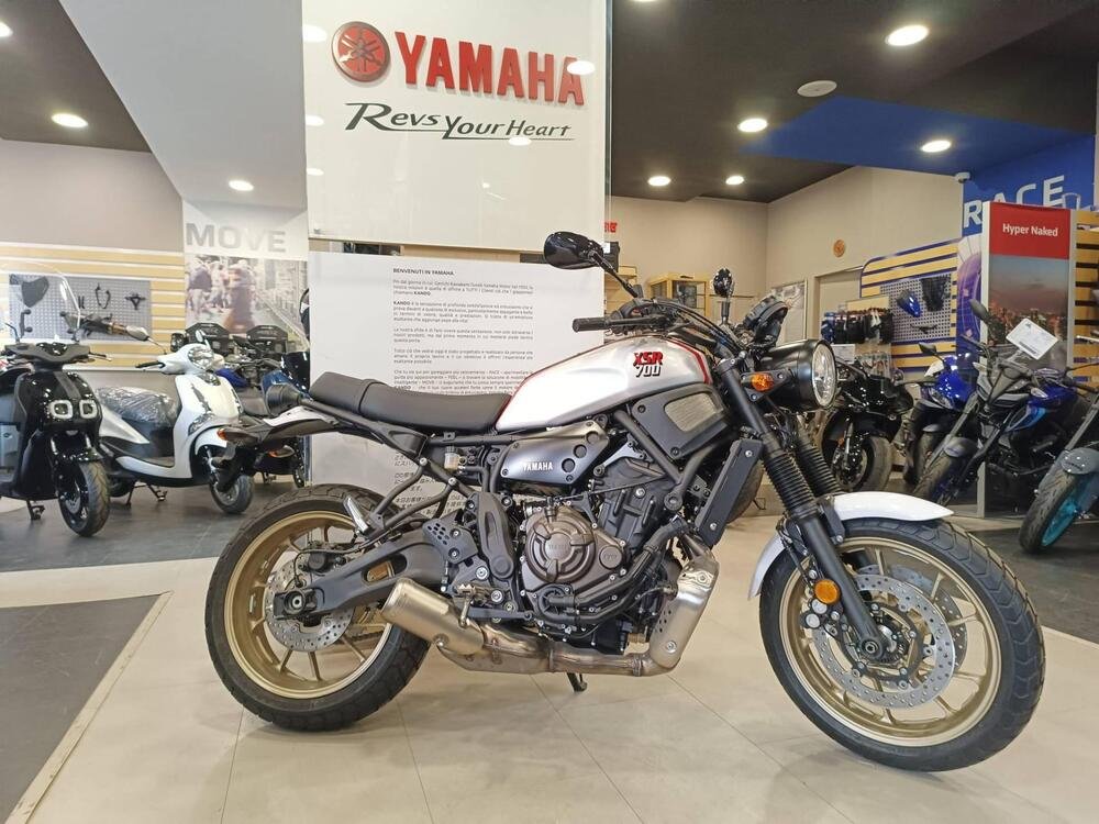 Yamaha XSR 700 XTribute (2021) (5)