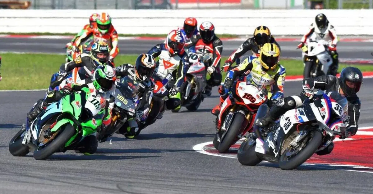 Incidenti mortali in pista. Mille troppo potenti? Piloti inesperti? L'inchiesta di Moto.it
