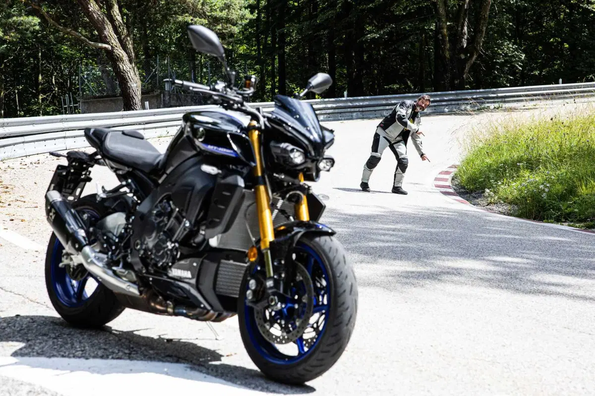[VIDEO] #ACacciaDiCurve! Sulla Trento - Bondone con la Yamaha MT-10 SP (2)