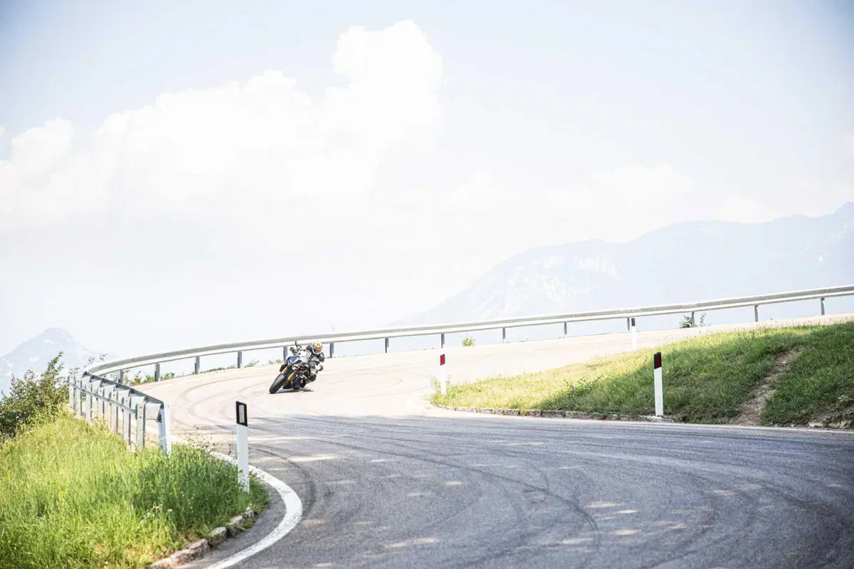 [VIDEO] #ACacciaDiCurve! Sulla Trento - Bondone con la Yamaha MT-10 SP (9)