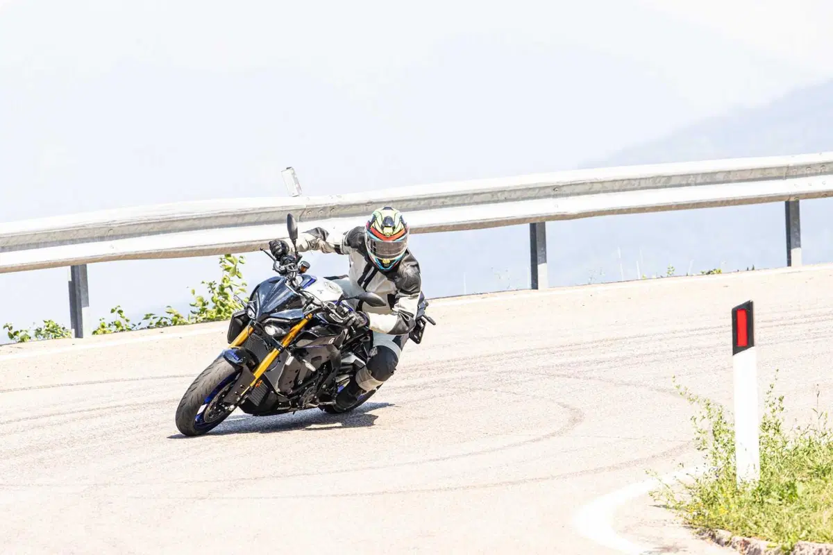 [VIDEO] #ACacciaDiCurve! Sulla Trento - Bondone con la Yamaha MT-10 SP (15)