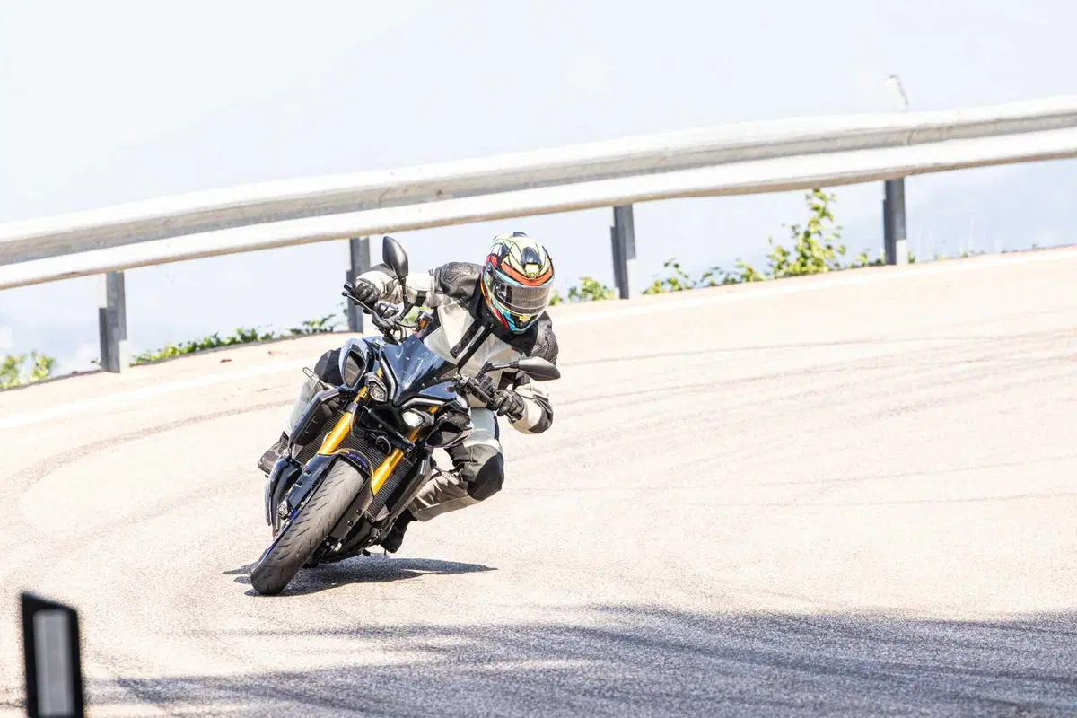 [VIDEO] #ACacciaDiCurve! Sulla Trento - Bondone con la Yamaha MT-10 SP (17)