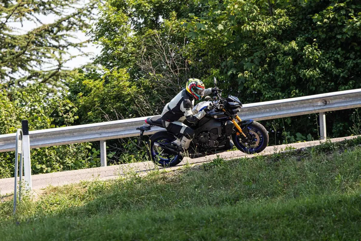 [VIDEO] #ACacciaDiCurve! Sulla Trento - Bondone con la Yamaha MT-10 SP (28)