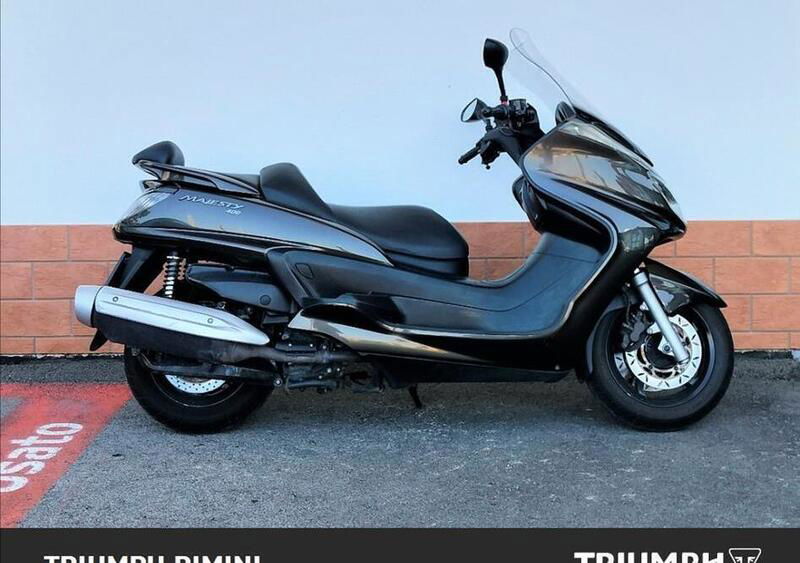 Vendo Yamaha Majesty 400 (2009 - 14) usata a Rimini (codice