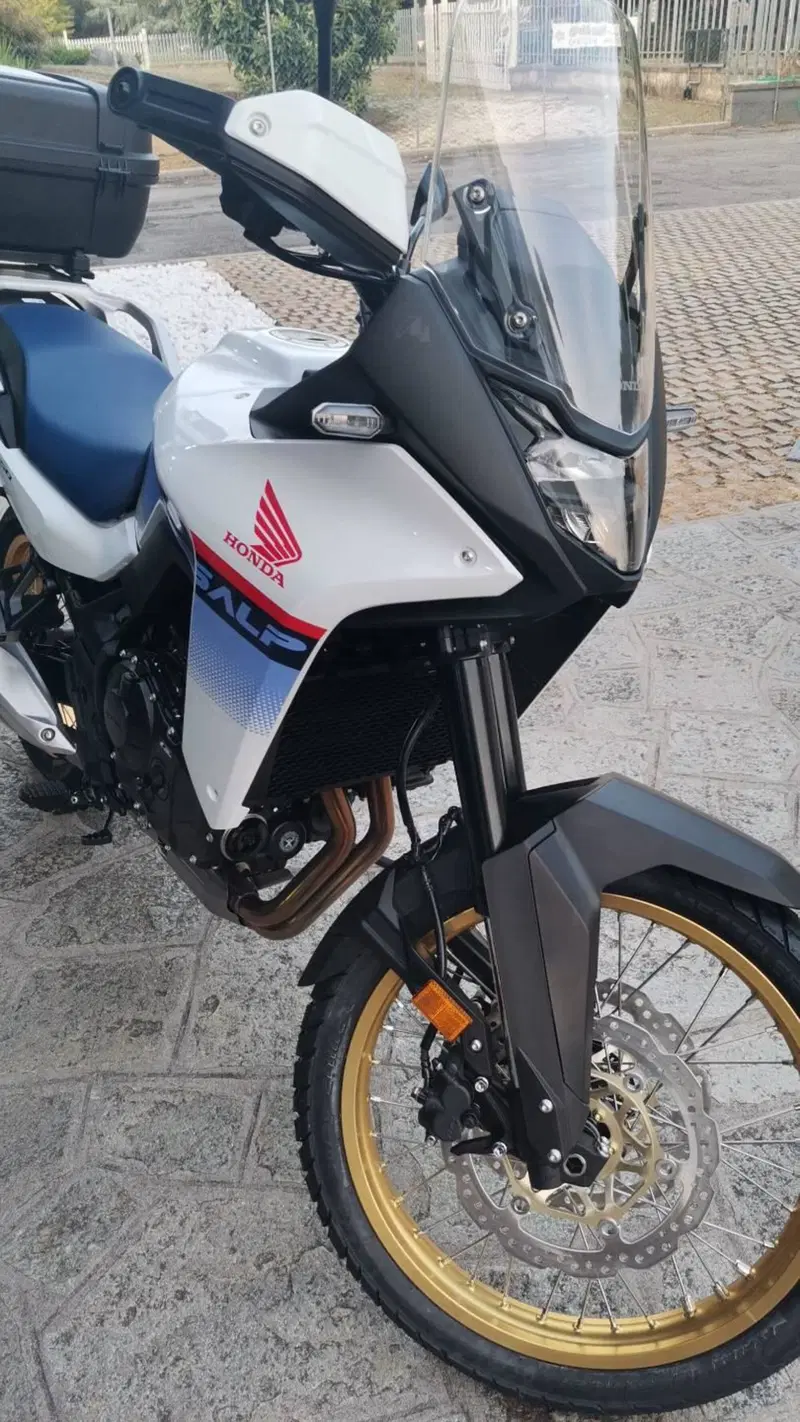 Honda Transalp XL750 (2023 - 24) (3)