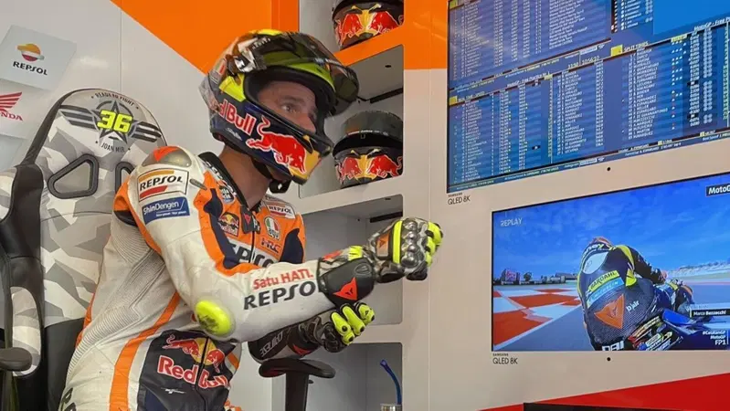MotoGP 2023. GP di Catalogna. Joan Mir, da campione del mondo a ultimo: "Giro due secondi pi&ugrave; lento dell'anno scorso"