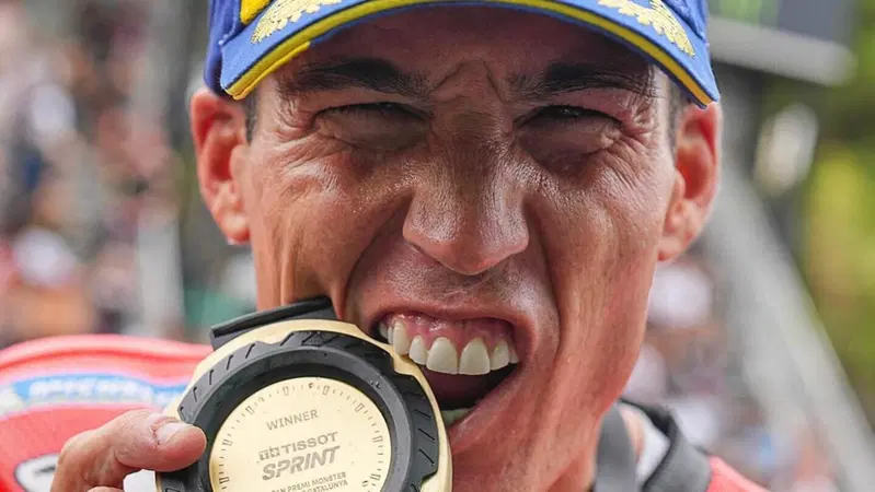MotoGP 2023. GP di Catalogna. Aleix Espargaro: "Un orgoglio guidare questa Aprilia. Si dice sempre della Ducati ma... Pecco Bagnaia &egrave; fortissimo!"