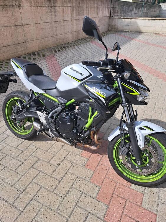 Kawasaki Z 650 (2021 - 24) (3)