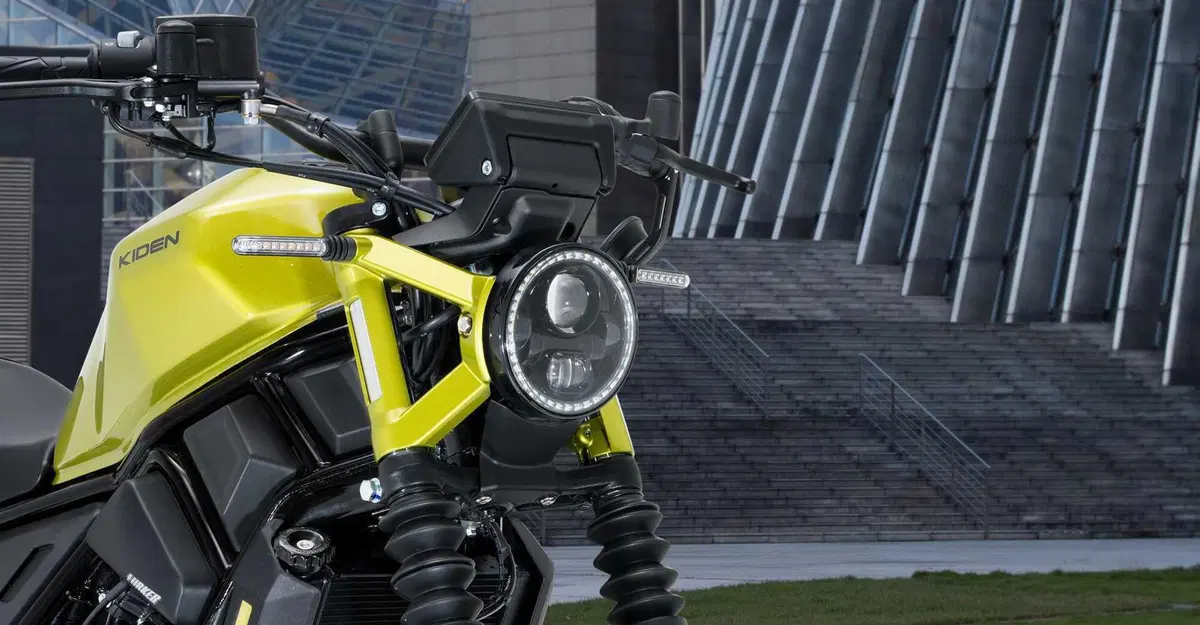 La piccola cruiser che fa 900 km con un pieno [VIDEO & GALLERY] (13)