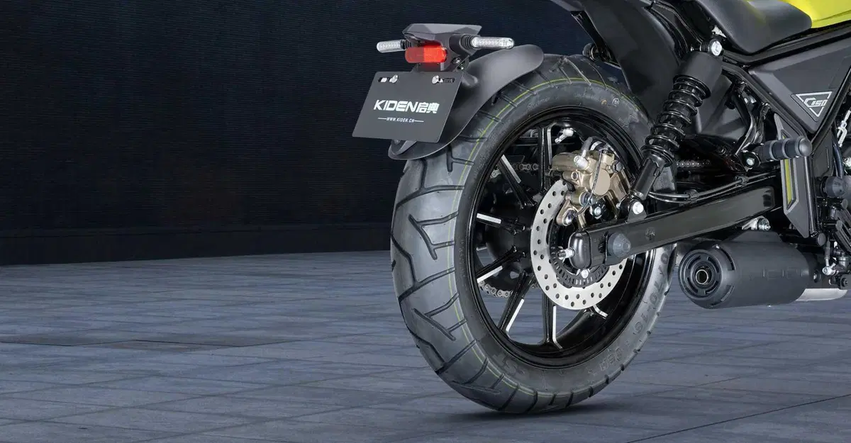 La piccola cruiser che fa 900 km con un pieno [VIDEO & GALLERY] (18)