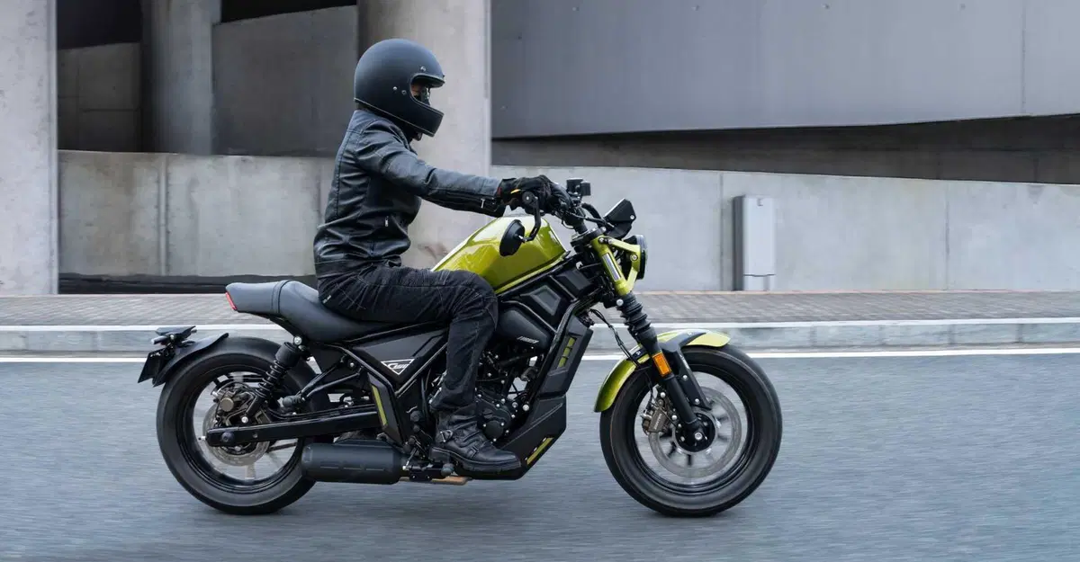 La piccola cruiser che fa 900 km con un pieno [VIDEO & GALLERY] (2)
