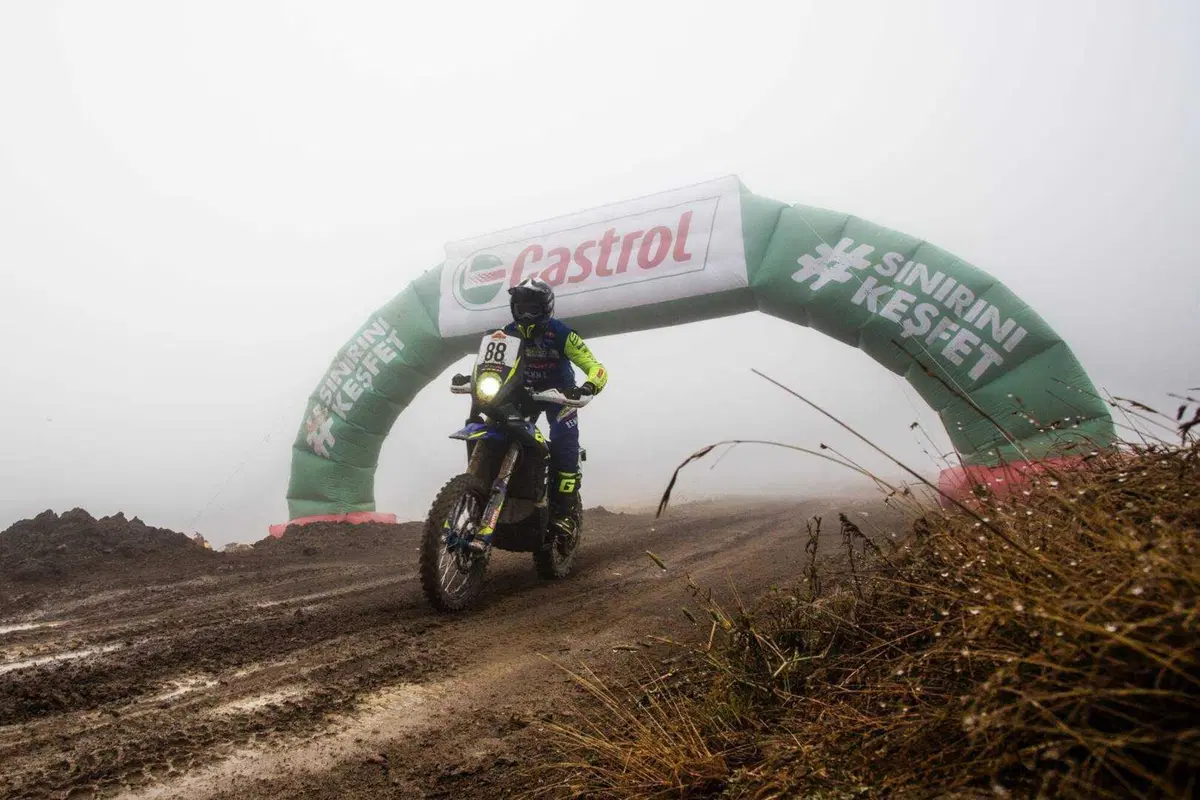 Rally-Raid. Transanatolia. Gonçalves, Sherco, al comando (11)