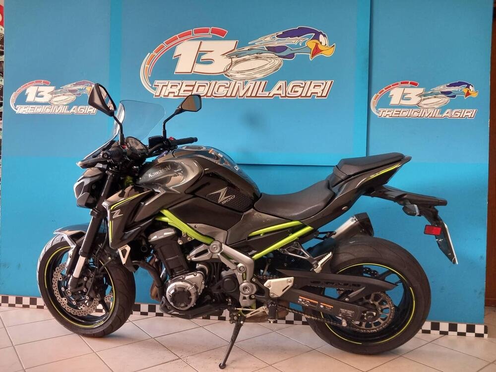 Kawasaki Z 900 (2017 - 18) (4)
